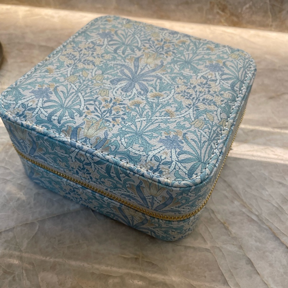 Morris & Co. Floral Blue Jewelry Box